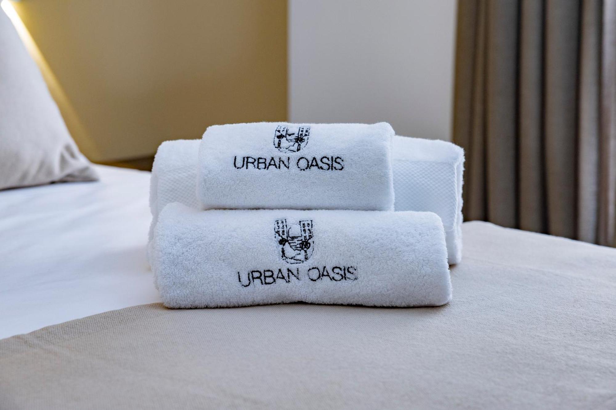 Urban Oasis Hotel Bari Bagian luar foto
